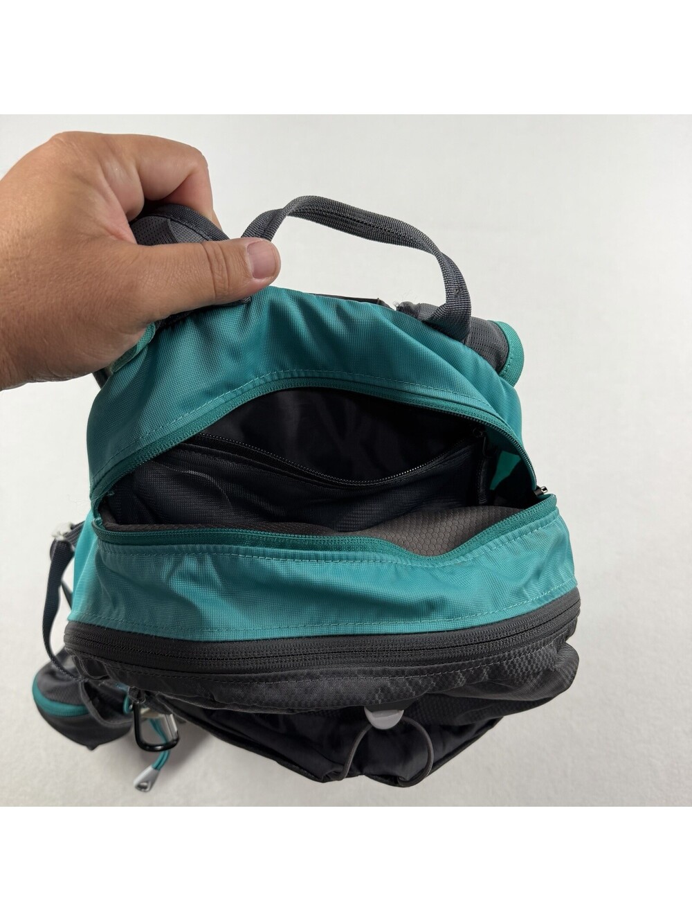 Gregory Maya 16 Backpack Women’s Teal Hydration Biosync Custom Adjust - Picture 11 of 14